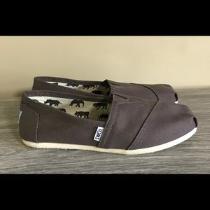 Toms Woman’s Flats Size 9.5 Brown
